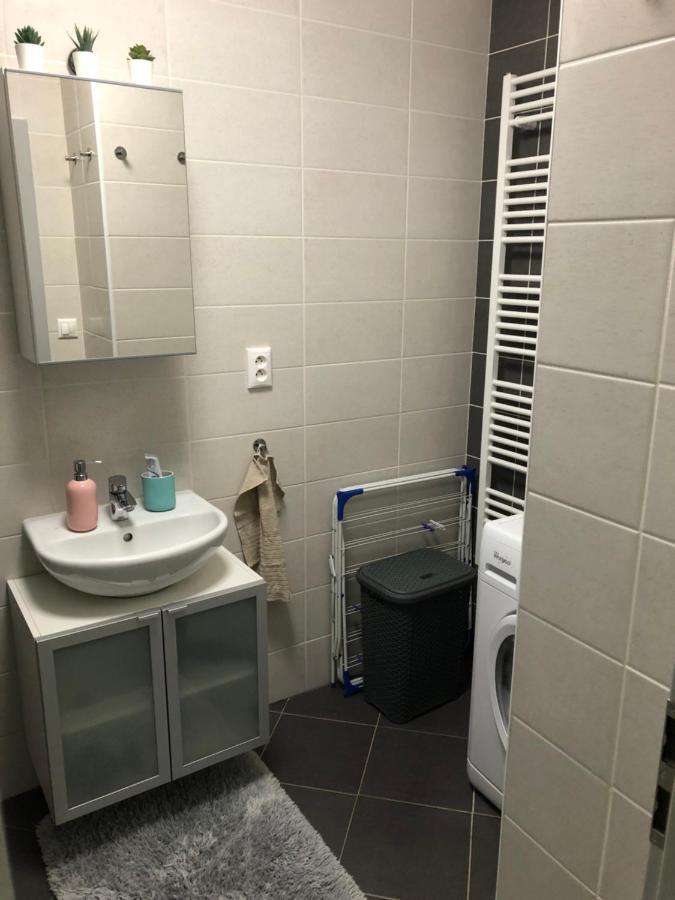 Samorin Modern Apartmens Private Parking - Air Conditioning Exterior foto